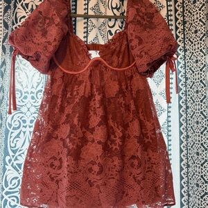 Elegant Lace Dress with Puff Sleeves